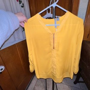 By Design sheer women’s top size S, new with tags